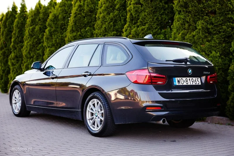 BMW Seria 3 F30 318 3