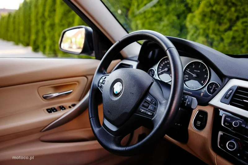 BMW Seria 3 F30 318 28
