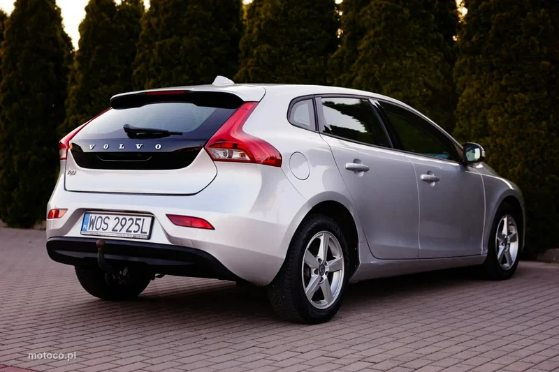 Volvo V40 6