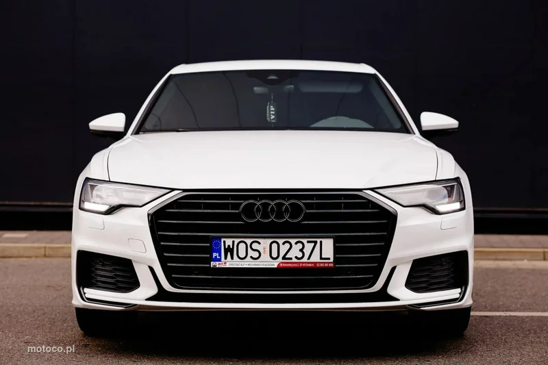 Audi A6 C8 12
