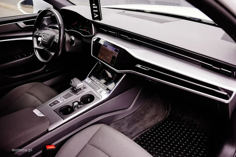 Audi A6 C8 18