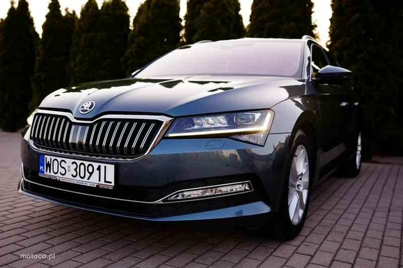 Skoda Superb III 14