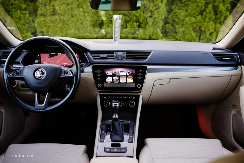 Skoda Superb III 33