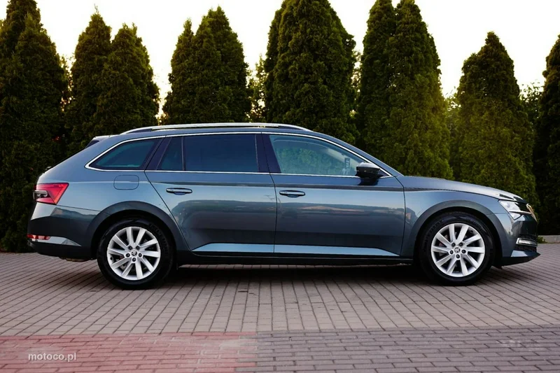 Skoda Superb III 8