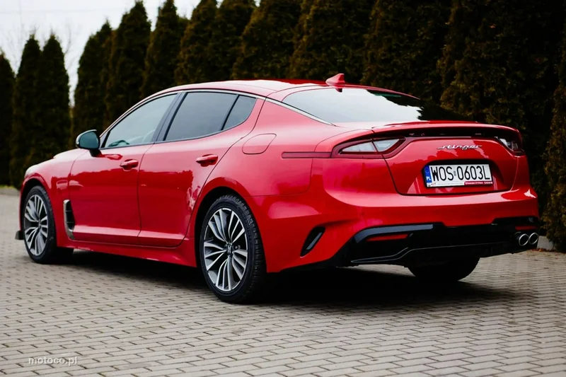Kia Stinger 3