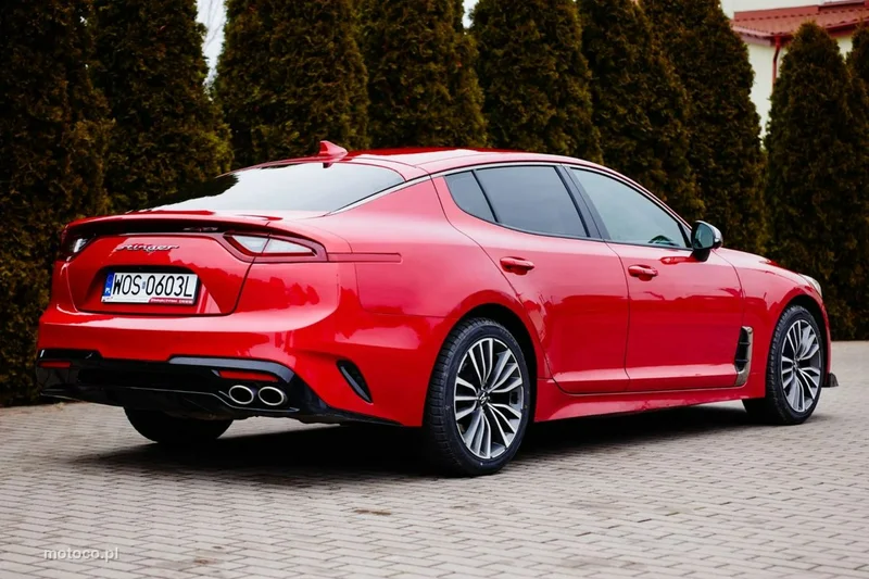 Kia Stinger 8
