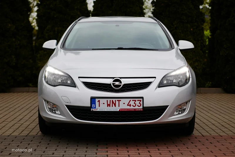 Opel Astra Sports Tourer 11