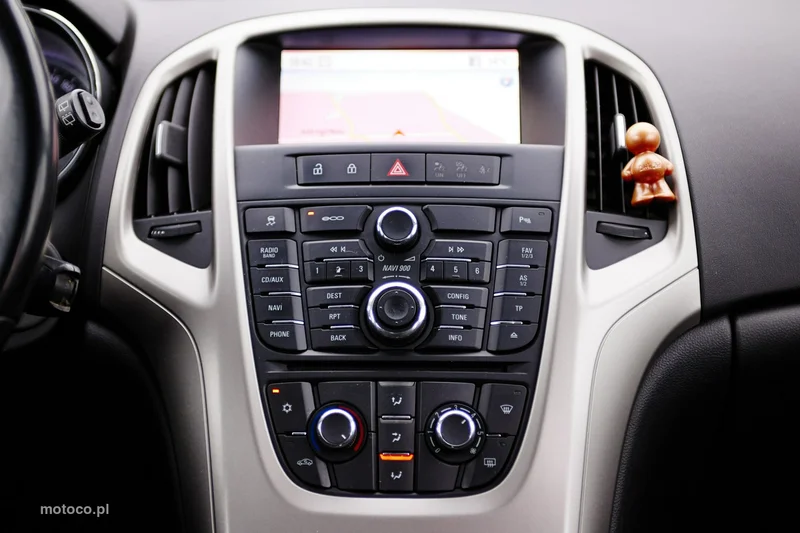 Opel Astra Sports Tourer 17
