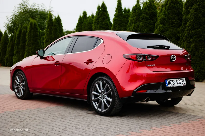 Mazda 3 4