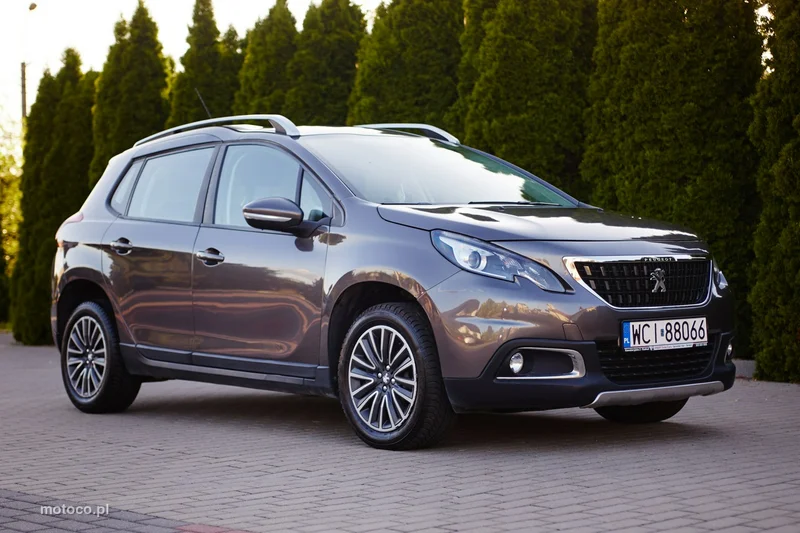 Peugeot 2008 8