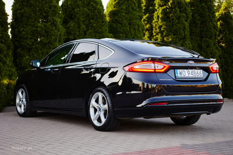 Ford Mondeo V 12