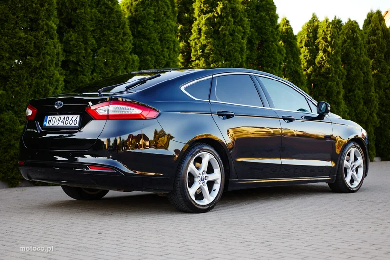 Ford Mondeo V 9