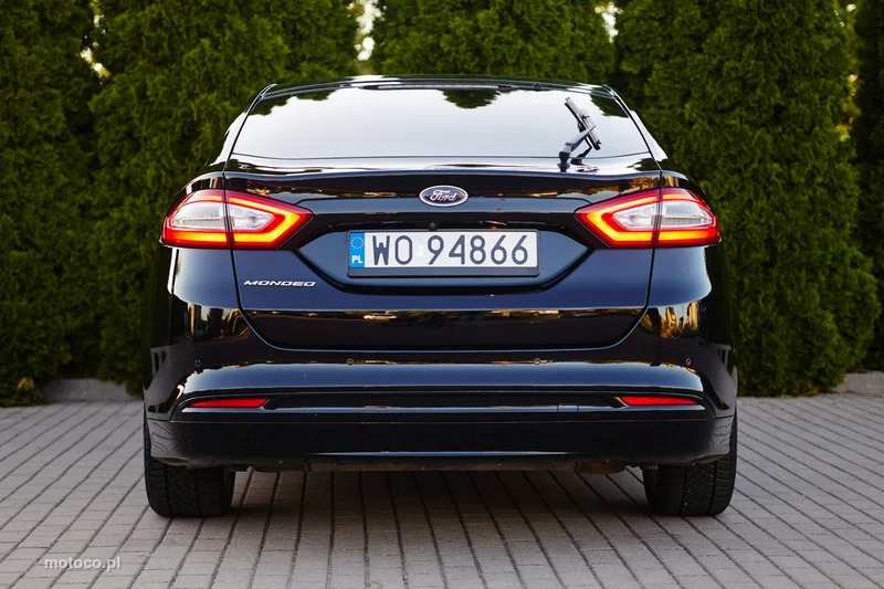 Ford Mondeo V 10