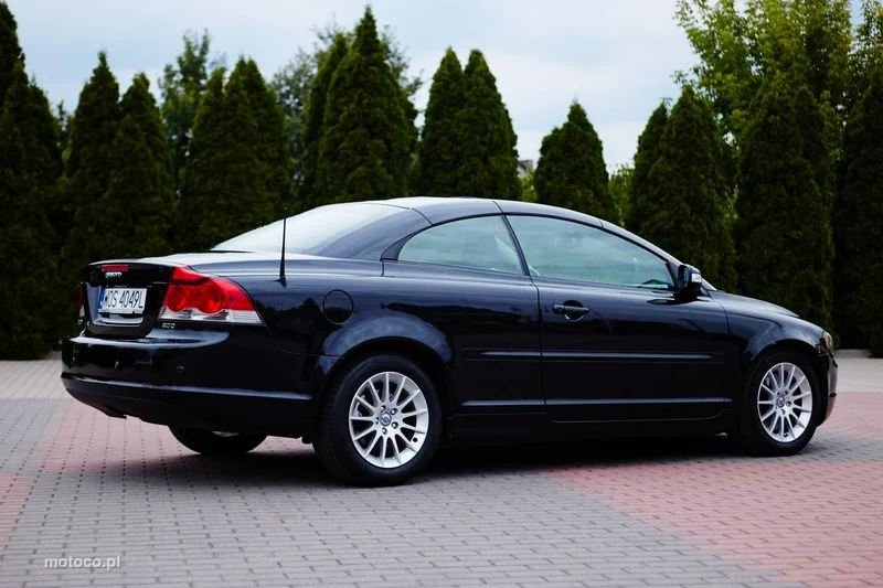 Volvo C70 22