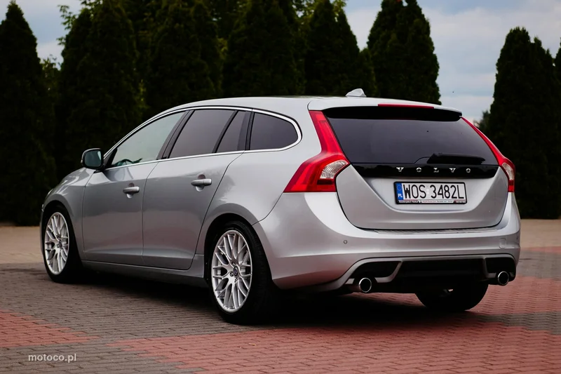 Volvo V60 12