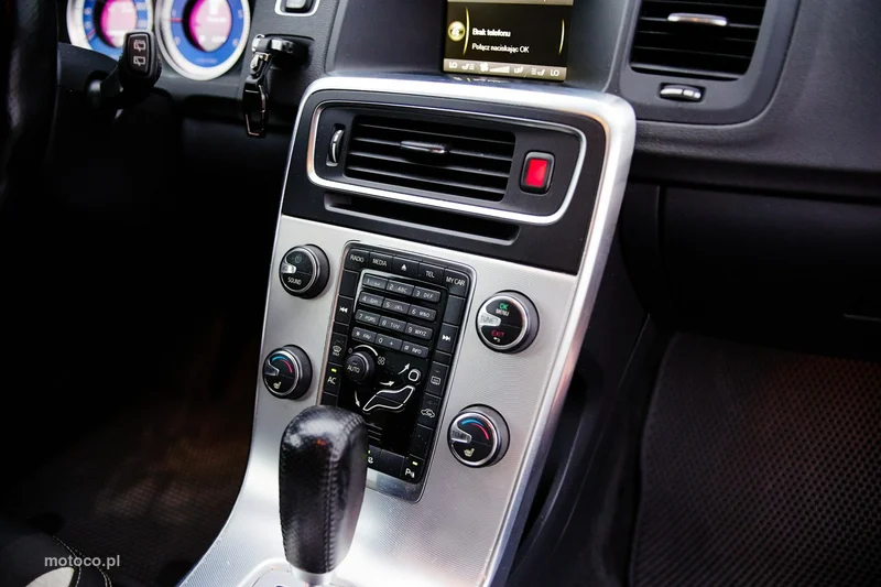 Volvo V60 15