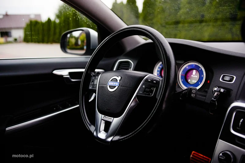 Volvo V60 16