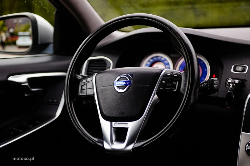 Volvo V60 19