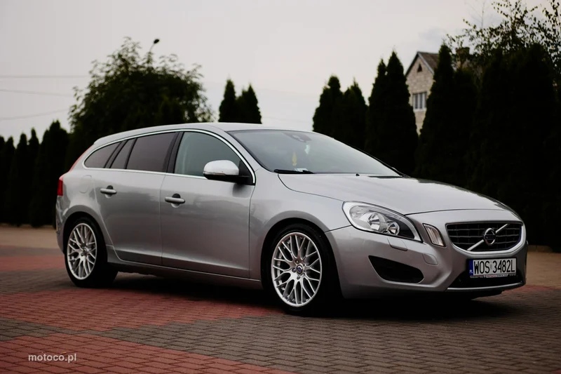 Volvo V60 8