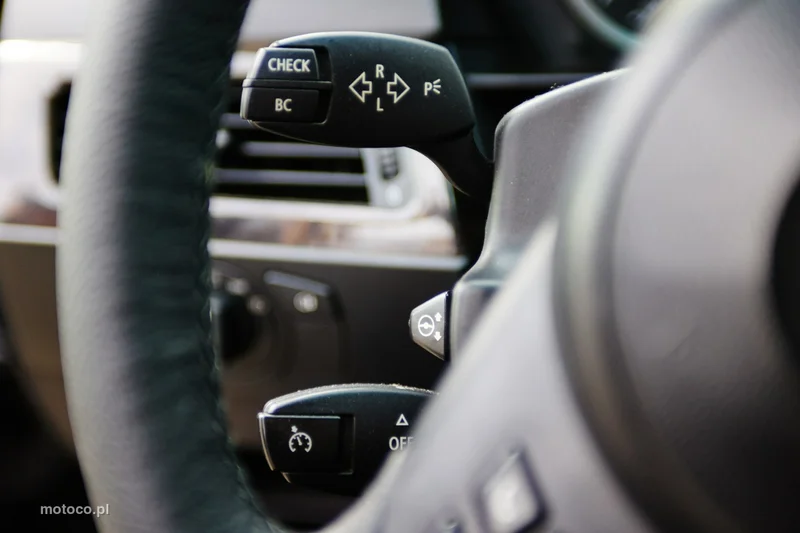 BMW Seria 5 E60 530 14