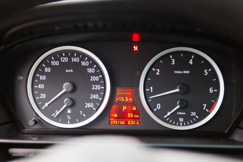 BMW Seria 5 E60 530 19