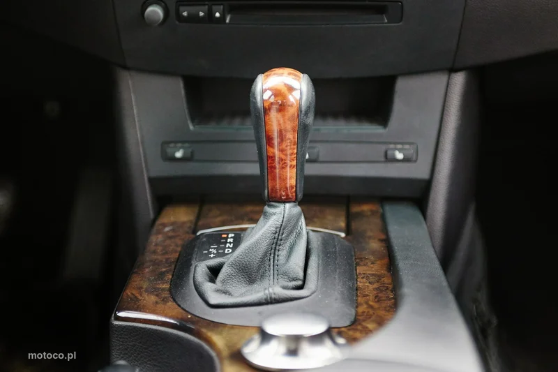 BMW Seria 5 E60 530 24