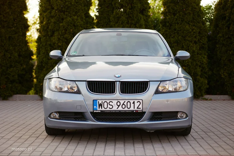 BMW Seria 3 E90 318 11