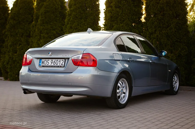 BMW Seria 3 E90 318 6
