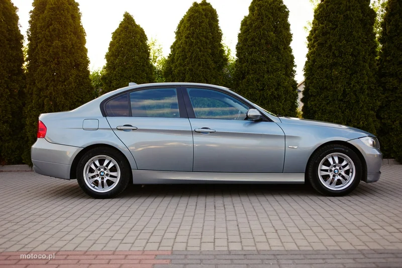 BMW Seria 3 E90 318 8