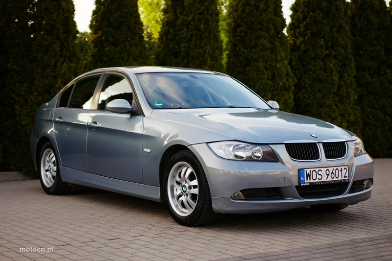 BMW Seria 3 E90 318 10