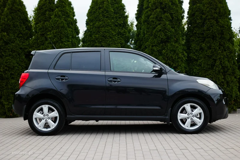 Toyota Urban Cruiser 8