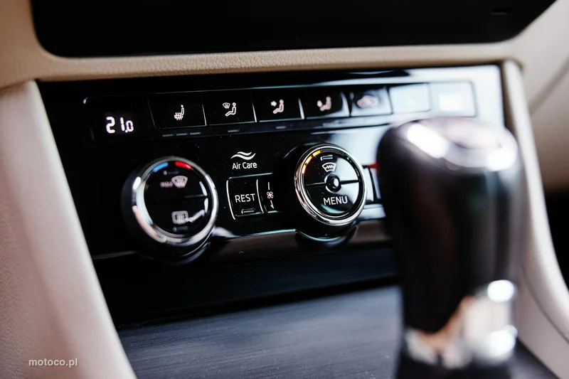 Skoda Superb III 19