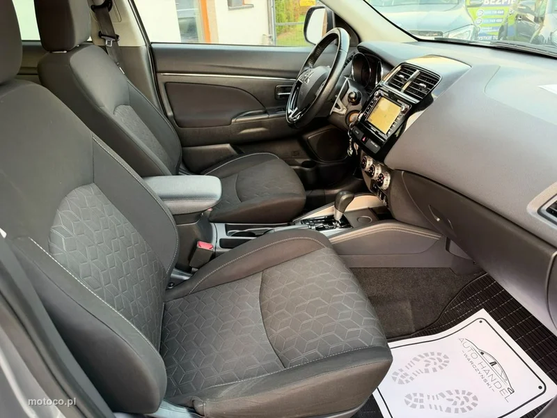 Mitsubishi ASX 17