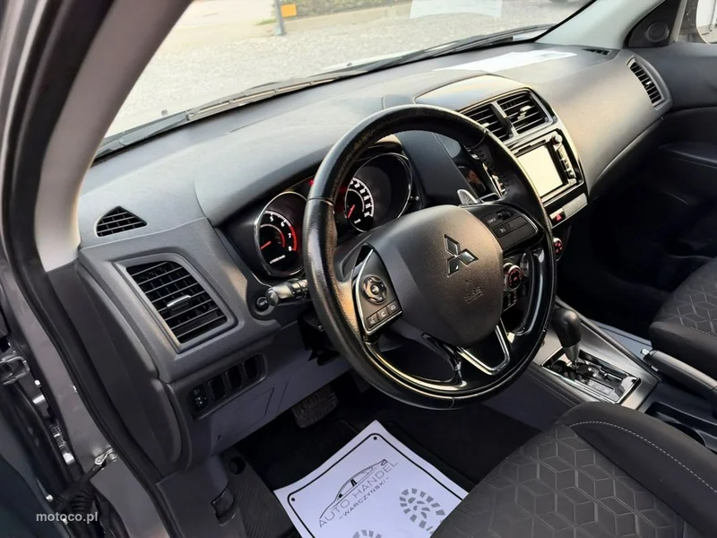 Mitsubishi ASX 8