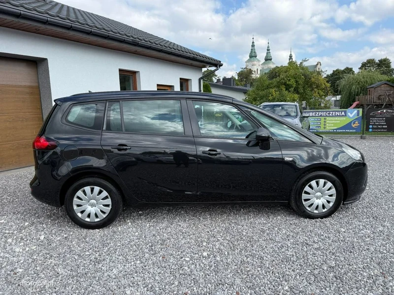 Opel Zafira C Tourer 2