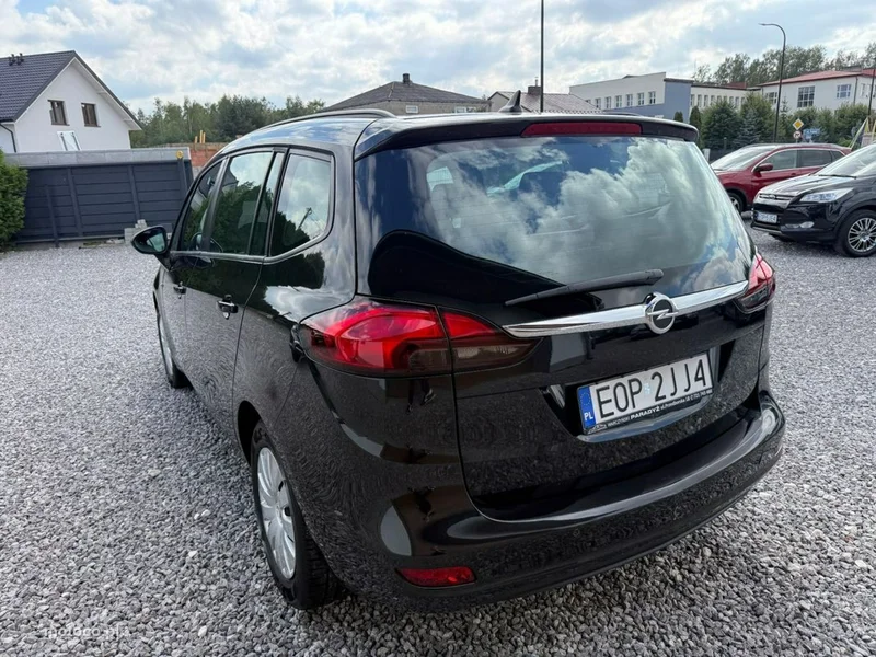 Opel Zafira C Tourer 28