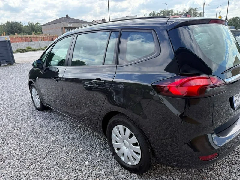 Opel Zafira C Tourer 29