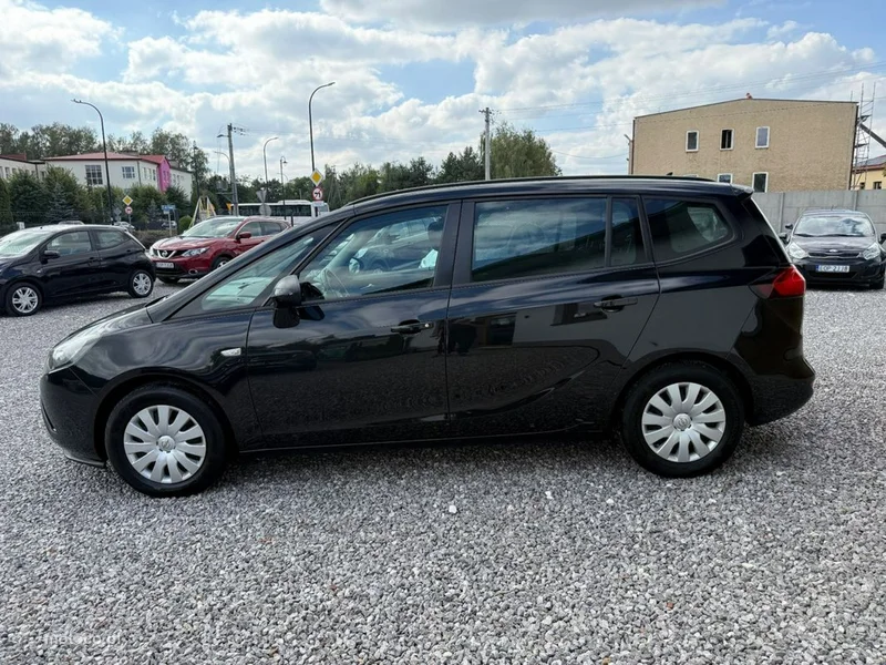 Opel Zafira C Tourer 5