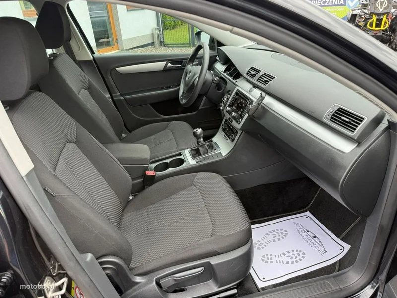 Volkswagen Passat B7 13