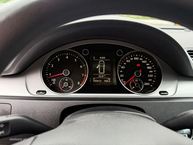 Volkswagen Passat B7 9