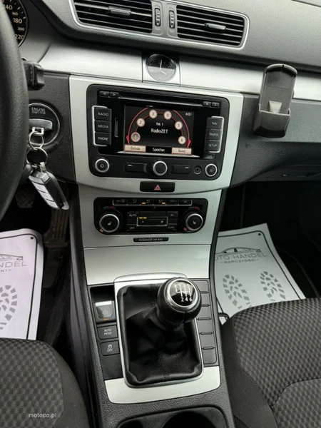 Volkswagen Passat B7 10