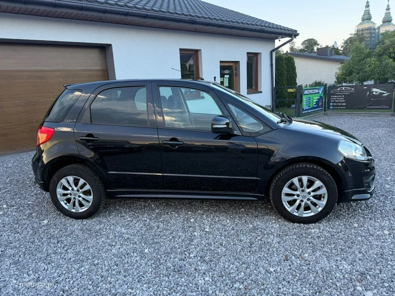 Suzuki SX4 23