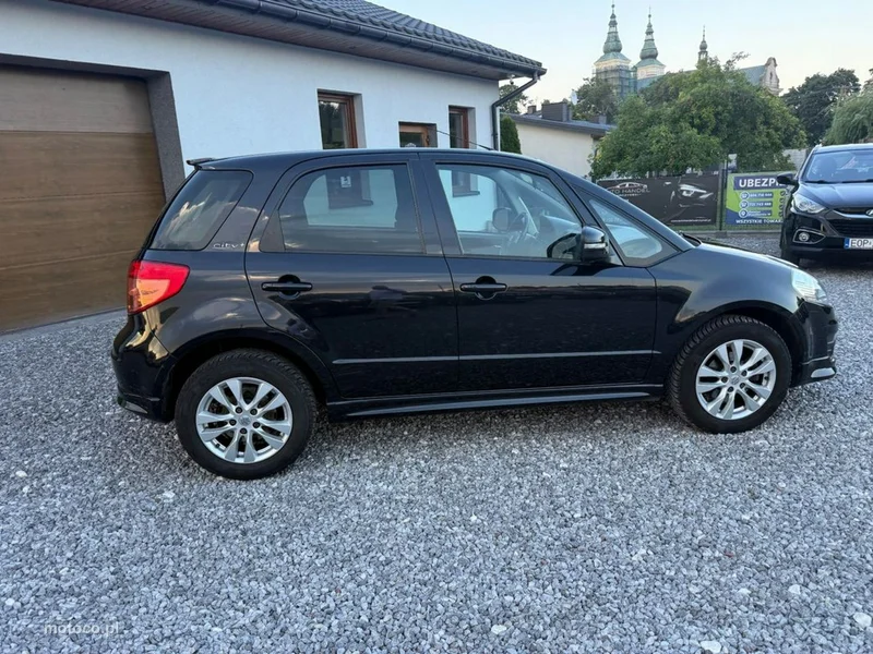 Suzuki SX4 24