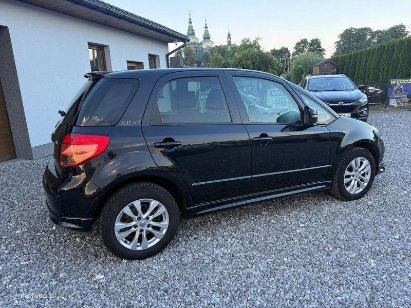 Suzuki SX4 25
