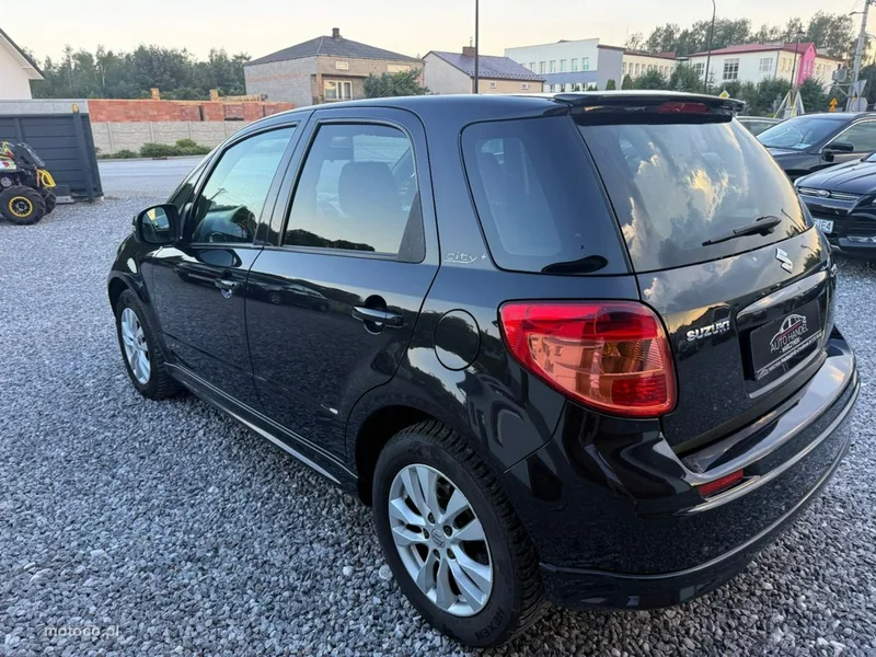 Suzuki SX4 29