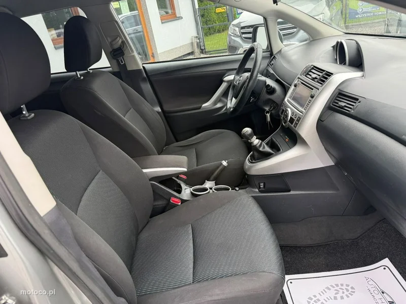 Toyota Verso 12
