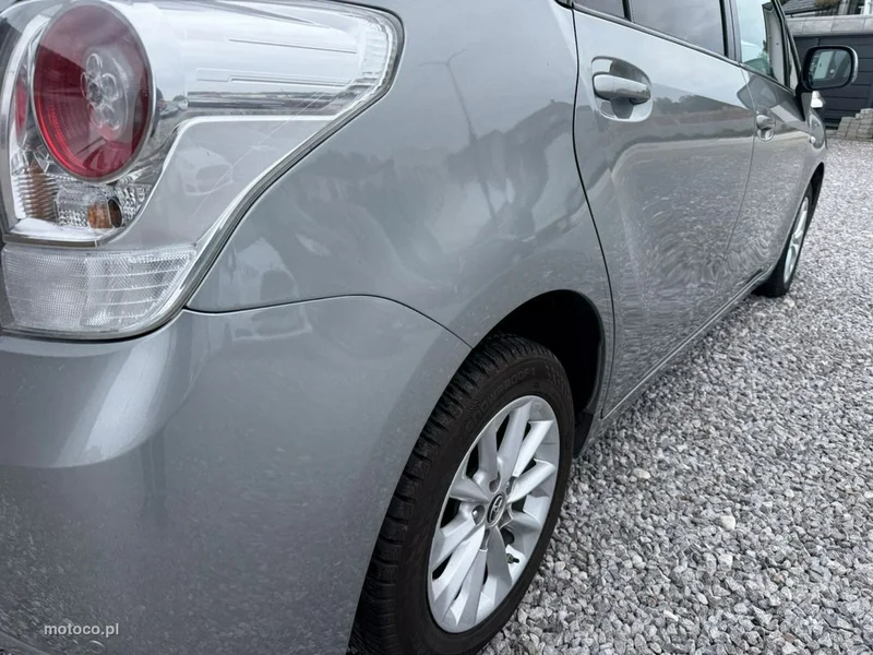 Toyota Verso 17