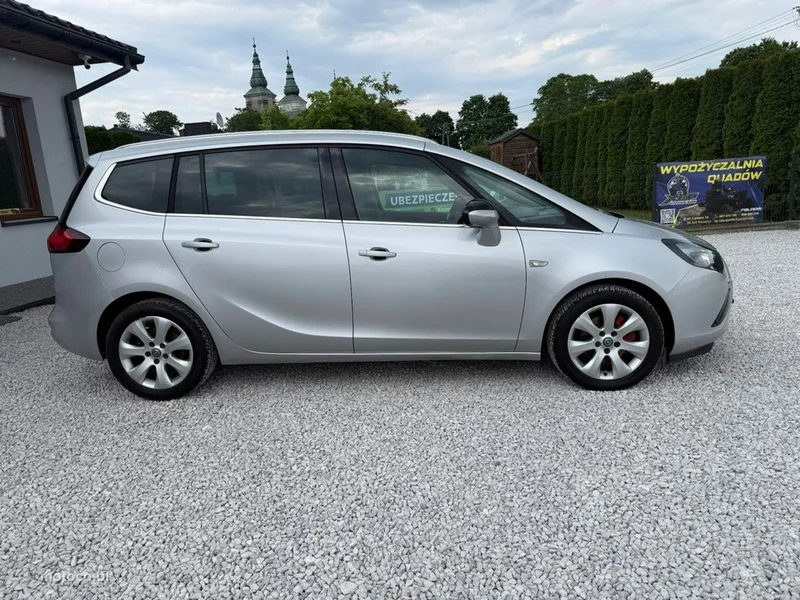 Opel Zafira C Tourer 2