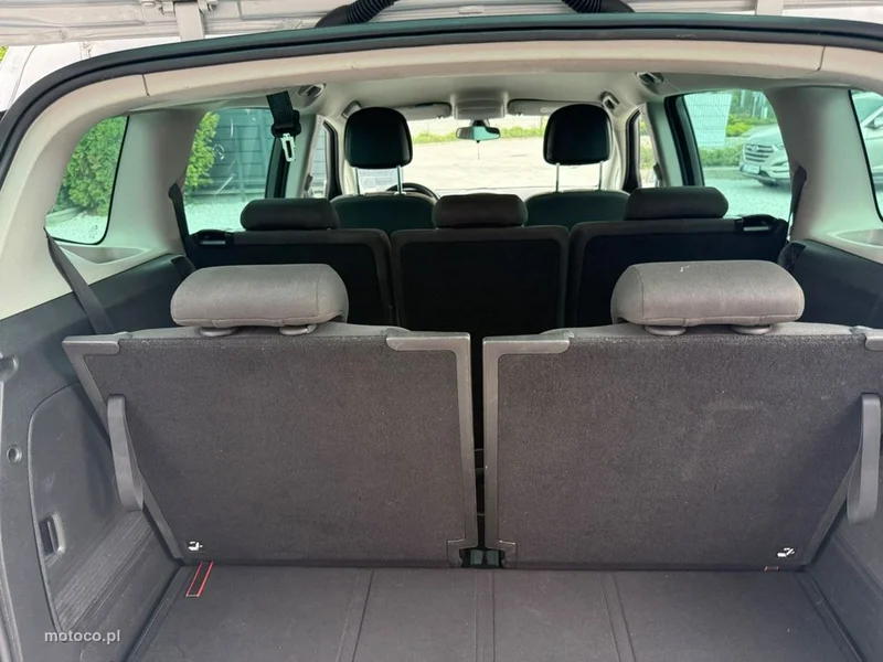 Opel Zafira C Tourer 12
