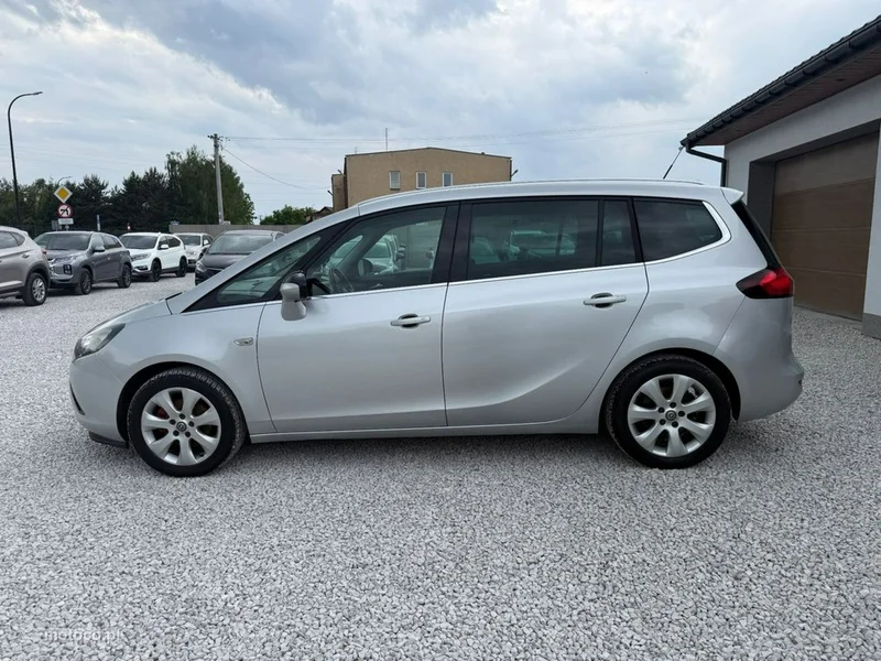 Opel Zafira C Tourer 5